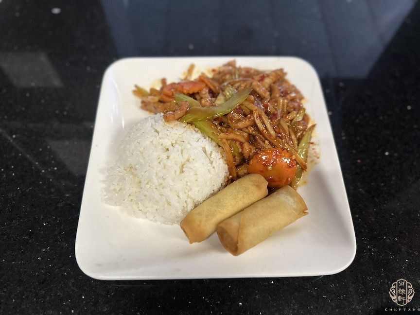 Shredded Pork with Garlic Sauce 鱼香肉丝(午餐)--Spicy